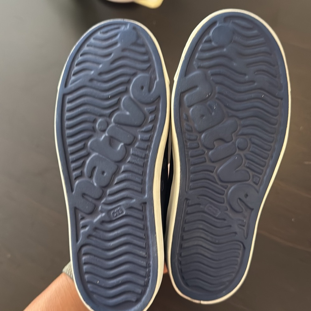 Native Kids Navy Water Shoes Size C13 - Picture 8 of 11